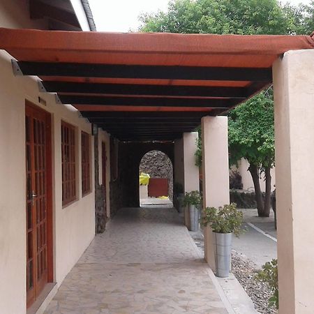 Larissa Hotel Maun Zewnętrze zdjęcie