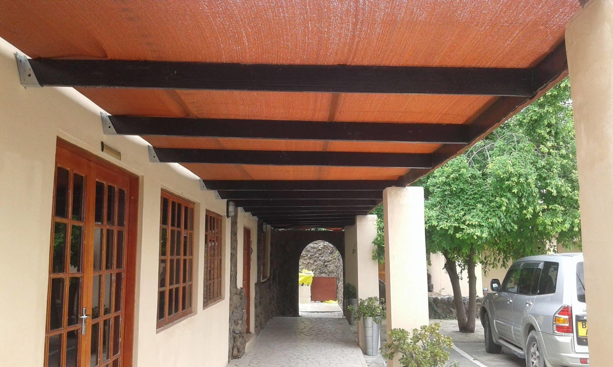 Larissa Hotel Maun Zewnętrze zdjęcie